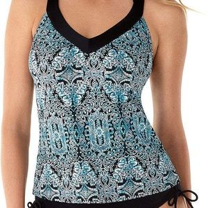 🏊‍♀️ St. John’s Bay Tankini Swimsuit Top